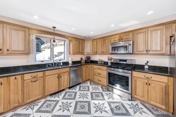 Custom Cabinet Making in Hutto